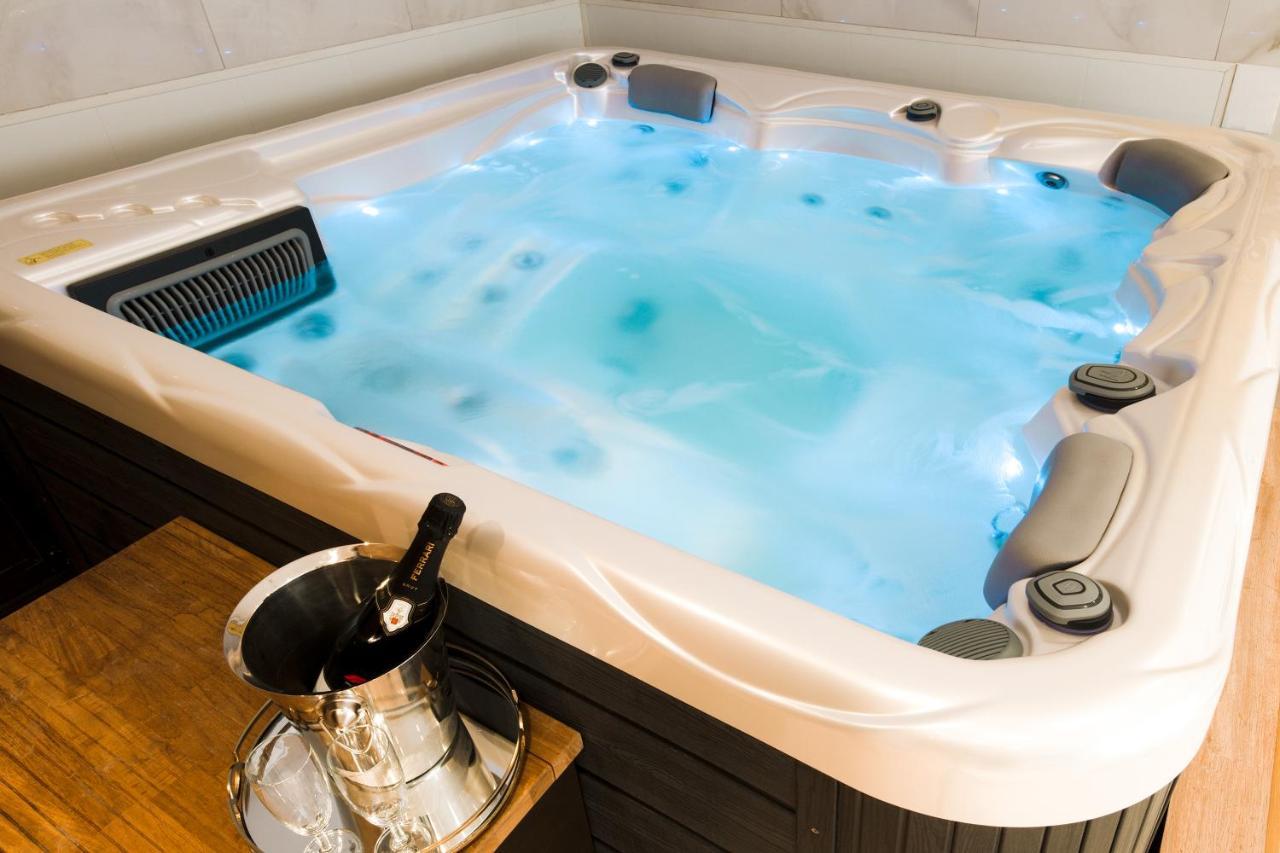 Jacuzzi Spa Prestige Cracóvia Exterior foto